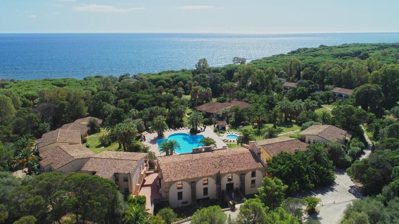 Hotel Costa Dei Fiori Santa Margherita di Pula Luaran gambar